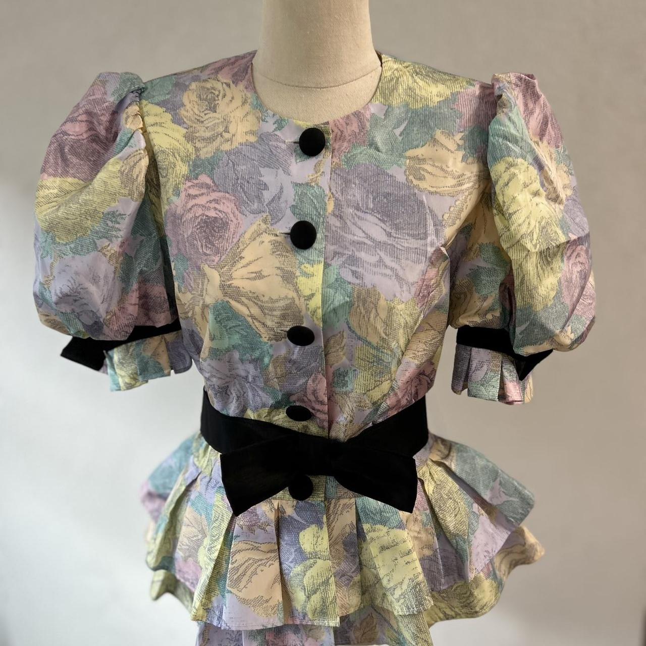 Mr Simon Australia 80s floral blouse