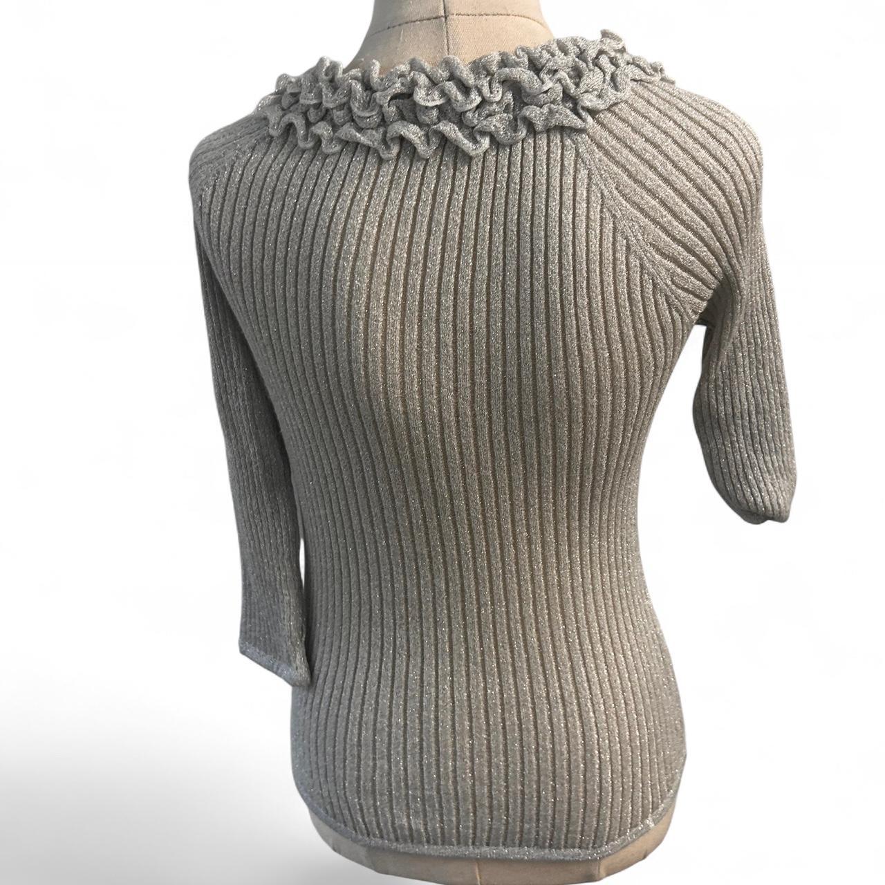 Y2k grey ruffled blouse - Unbranded
